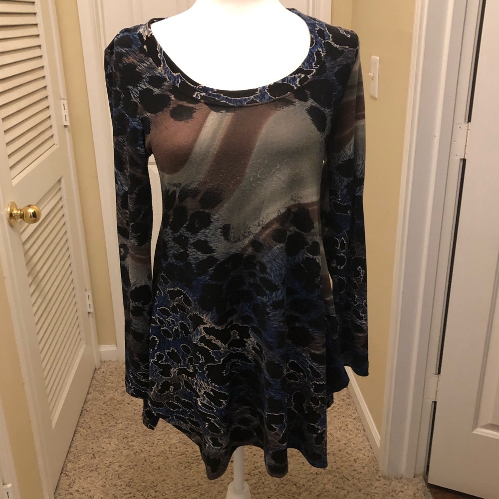 Long sleeve tunic. Size S
